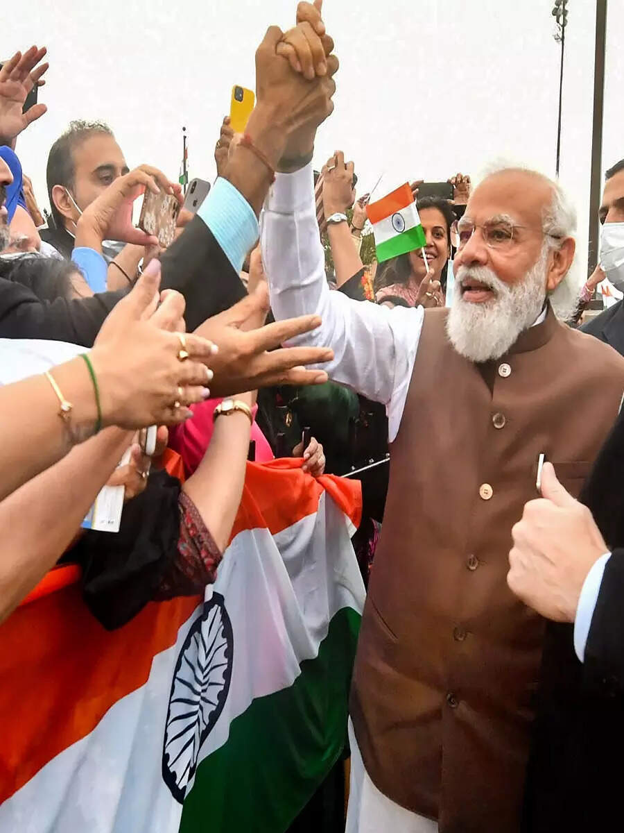PM in US: Modi receives enthusiastic welcome by diaspora on his arrival​