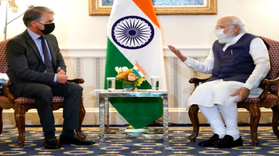 PM Modi holds meeting with First Solar CEO in Washington