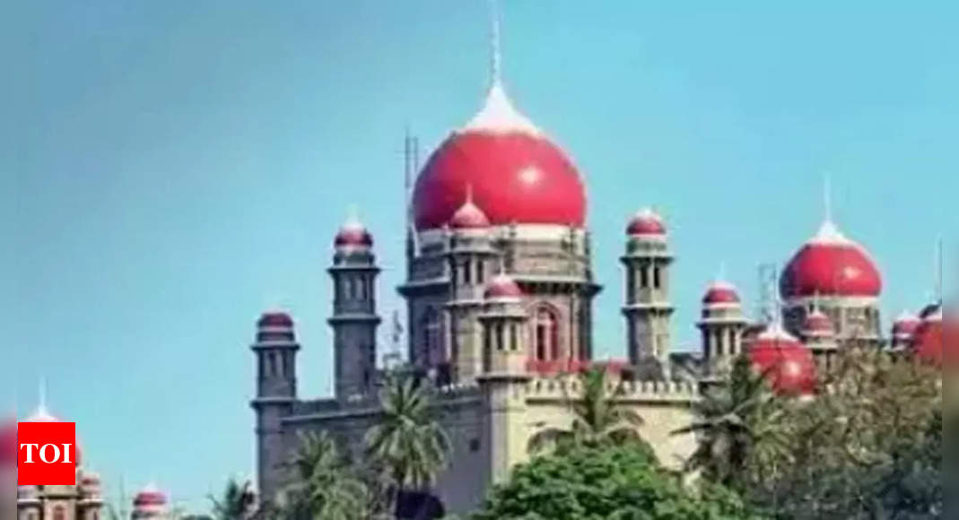 Telangana HC gives nod for trial against Y Srilakshmi