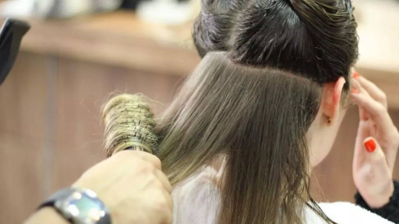 Delhi: Salon told to pay Rs 2 crore for 'botching' model's haircut | Delhi  News - Times of India