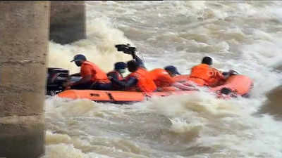 Odisha: TV journalist on board ODRAF rescue boat dies during save-tusker mission; lensman, disaster crew injured