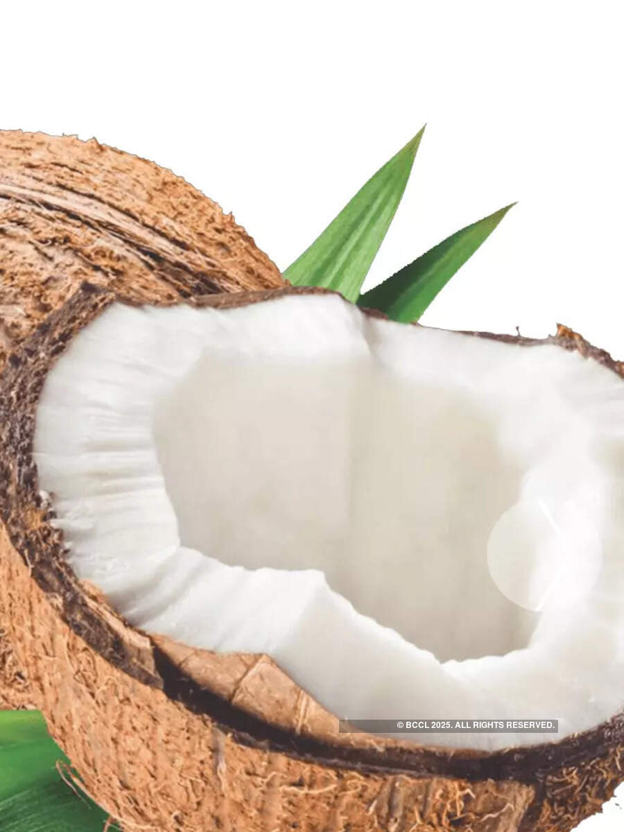 Dry Coconut good for pregnant women and its nutrition facts, health