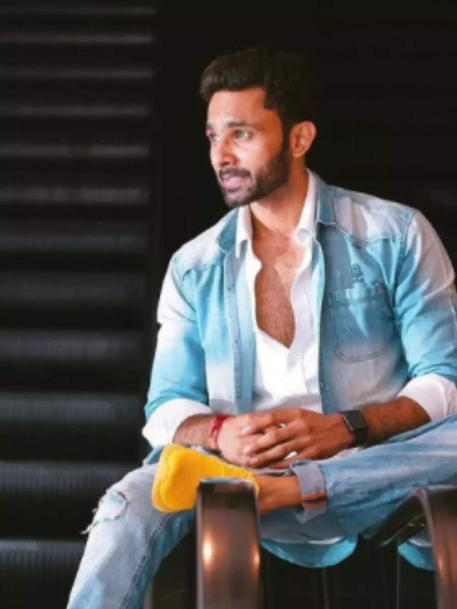 Daring and envious looks of Meet Jain | Times of India