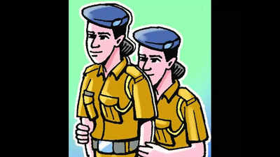 Maharashtra reduces working time for women cops by 4 hours