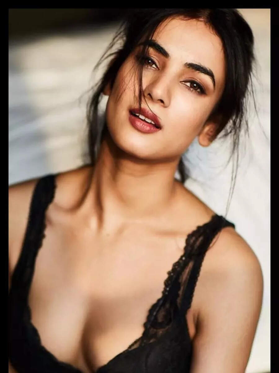 Bold pictures of 'Jannat' girl Sonal Chauhan - Bharat Times English News