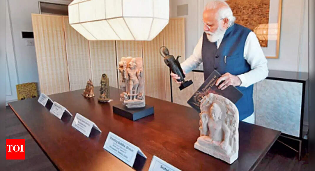 PM Modi to bring home 157 artefacts handed over by US