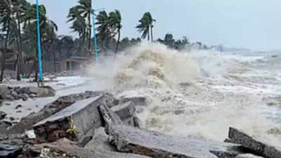 Cyclone Gulab set to hit Andhra Pradesh, Odisha today