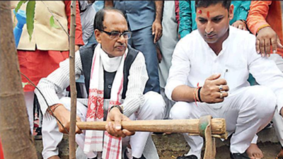 Madhya Pradesh CM Shivraj Singh Chouhan announces plots for poor people without homes