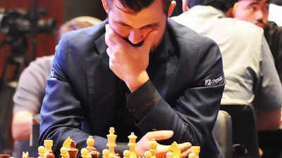 Magnus Carlsen must raise his game today!