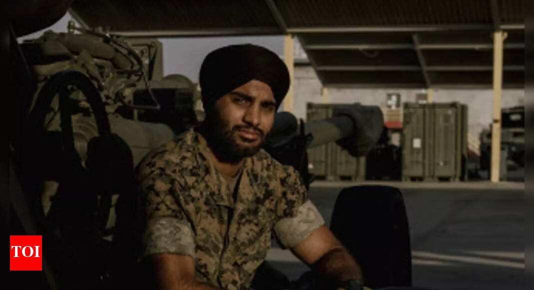 US marines reluctantly let a Sikh officer put on a turban. He says it’s not sufficient - Occasions of India