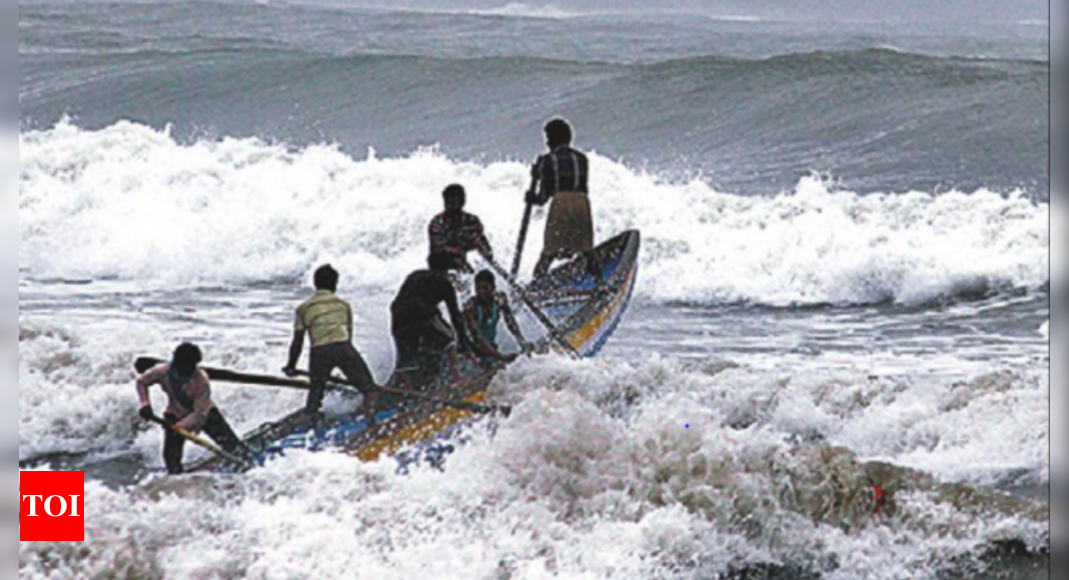 T'gana, AP on red alert as Cyclone Gulab makes landfall