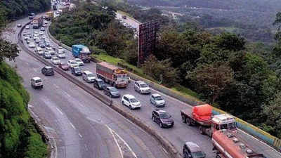 Will fix Mumbai-Nashik highway in 15 days: Eknath Shinde