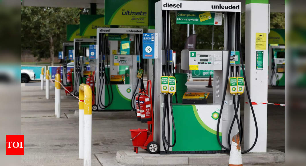 Gas pumps run dry in British cities, sowing provide chain chaos - Instances of India