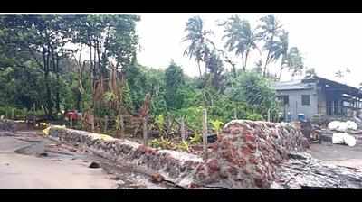 Now, Anjuna locals complain against illegal wall on beach