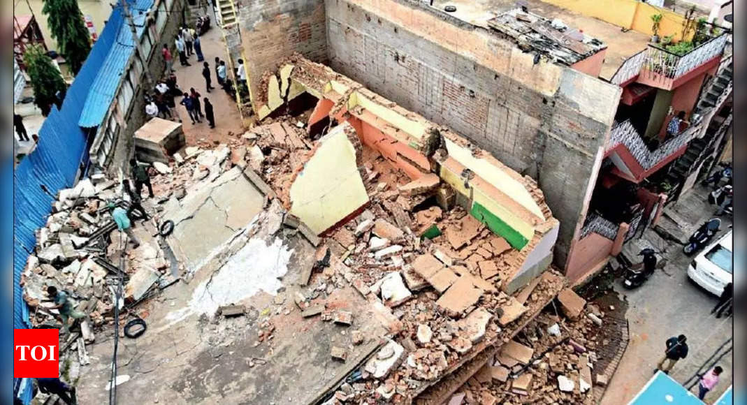 Bengaluru Building Collapse: Migrant Workers Raise Alarm, Avert Tragedy ...