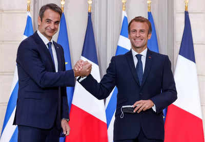 Macron: Macron Tells Europe To 'stop Being Naive' After France Signs ...