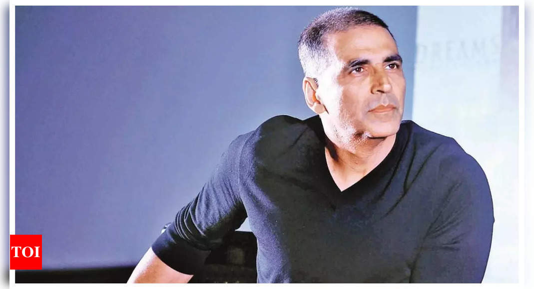 Akshay Kumar asks the audience to help the entertainment industry revive by coming back to theatres, hopes the worst is over – Times of India