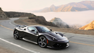 Research 2021
                  FERRARI SF90 Stradale pictures, prices and reviews