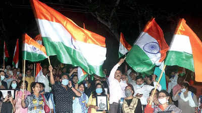 Lucknow: Slogans and songs reverberate on birth anniversary of Bhagat Singh