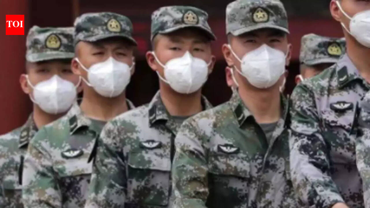Chinese Army recruiting Tibetan soldiers