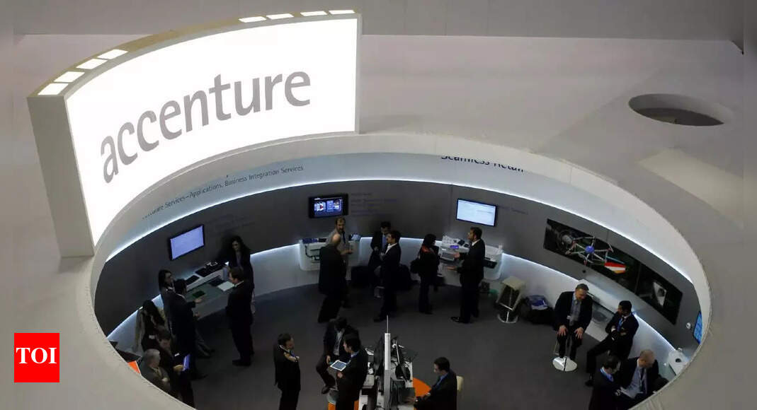 Accenture: Accenture may have 3 lakh employees in India by 2022 - Times ...