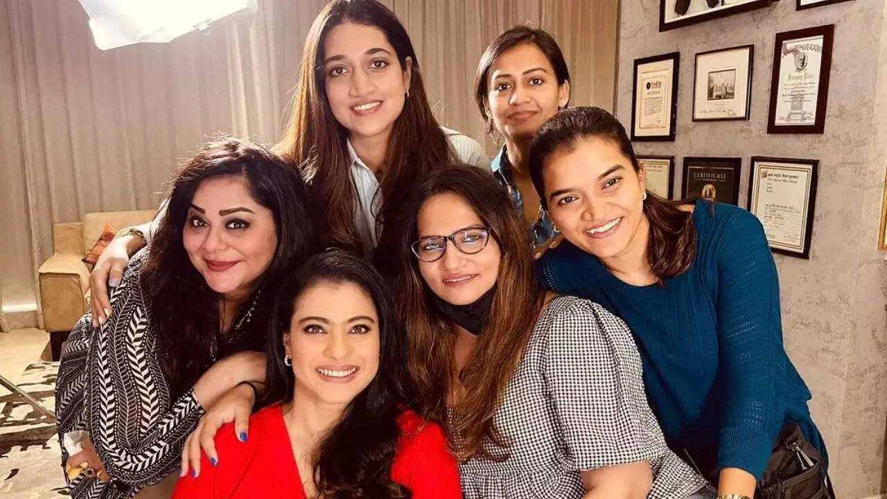 Kajol says 'nazar na lage' as she resumes work; see pic | Hindi Movie News  - Times of India