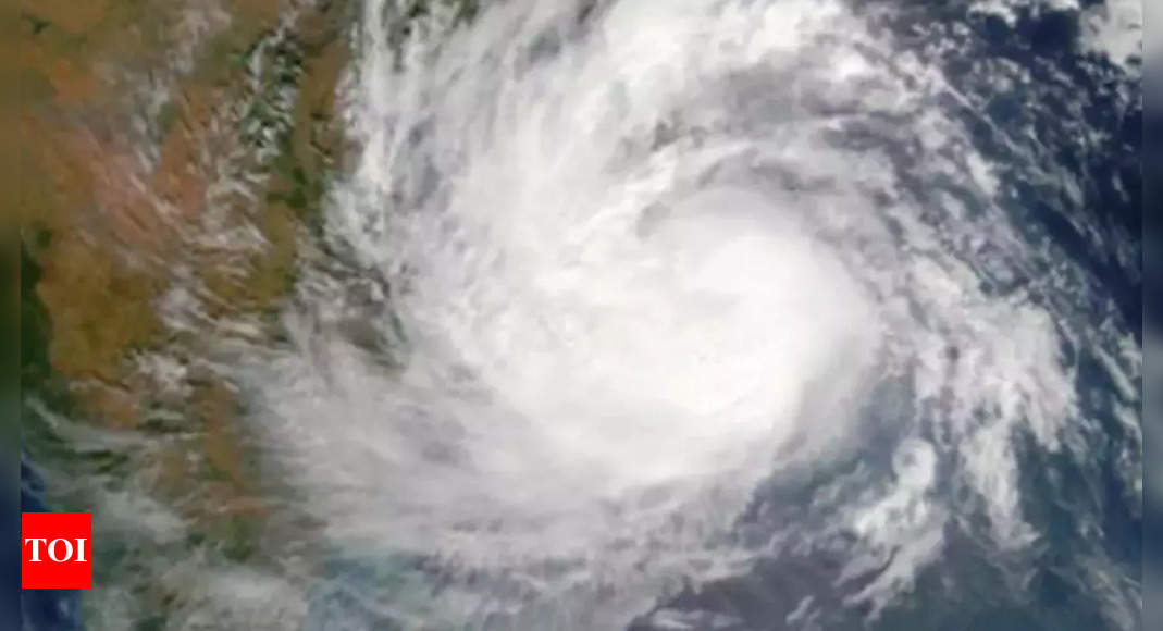 cyclone shaheen: Cyclone Shaheen likely to intensify into severe cyclonic storm in next three hour – Times of India
