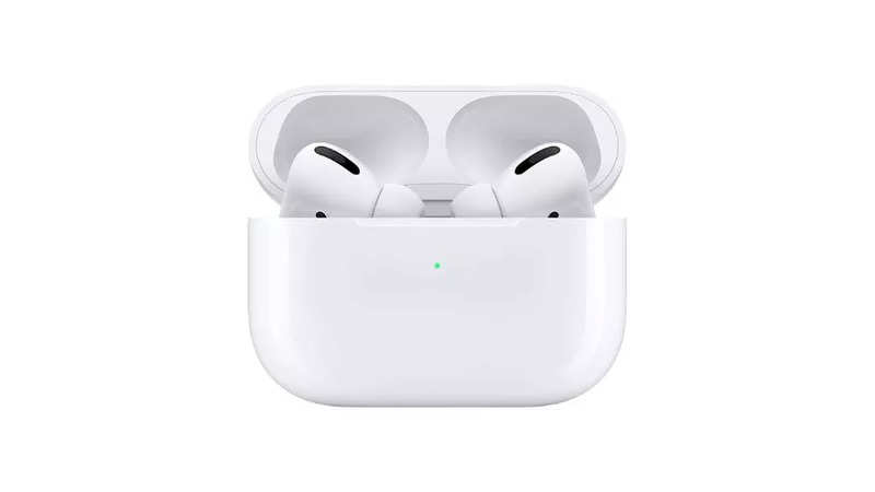 Iphone Offers In Amazon Sale Biggest Discounts On Iphone Xr Iphone 11 Iphone 12 And Airpods You Can Get Gadgets Now