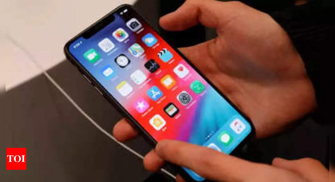 apple: Apple releases iOS 15.0.1 update, fixes many bugs on iPhone models – Times of India