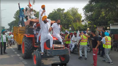 Paddy procurement in Haryana & Punjab from tomorrow, says Centre after farmers stage protests