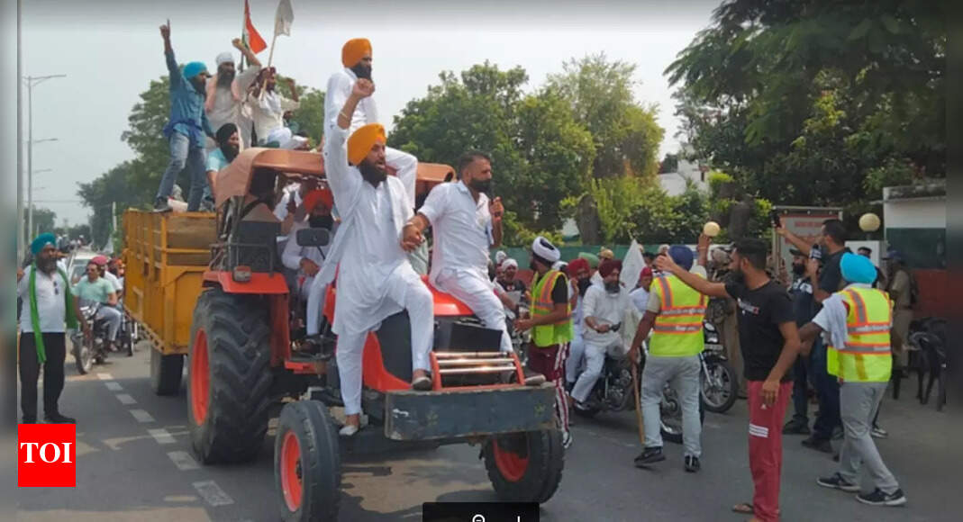 Centre reverses paddy procurement decision amid protests