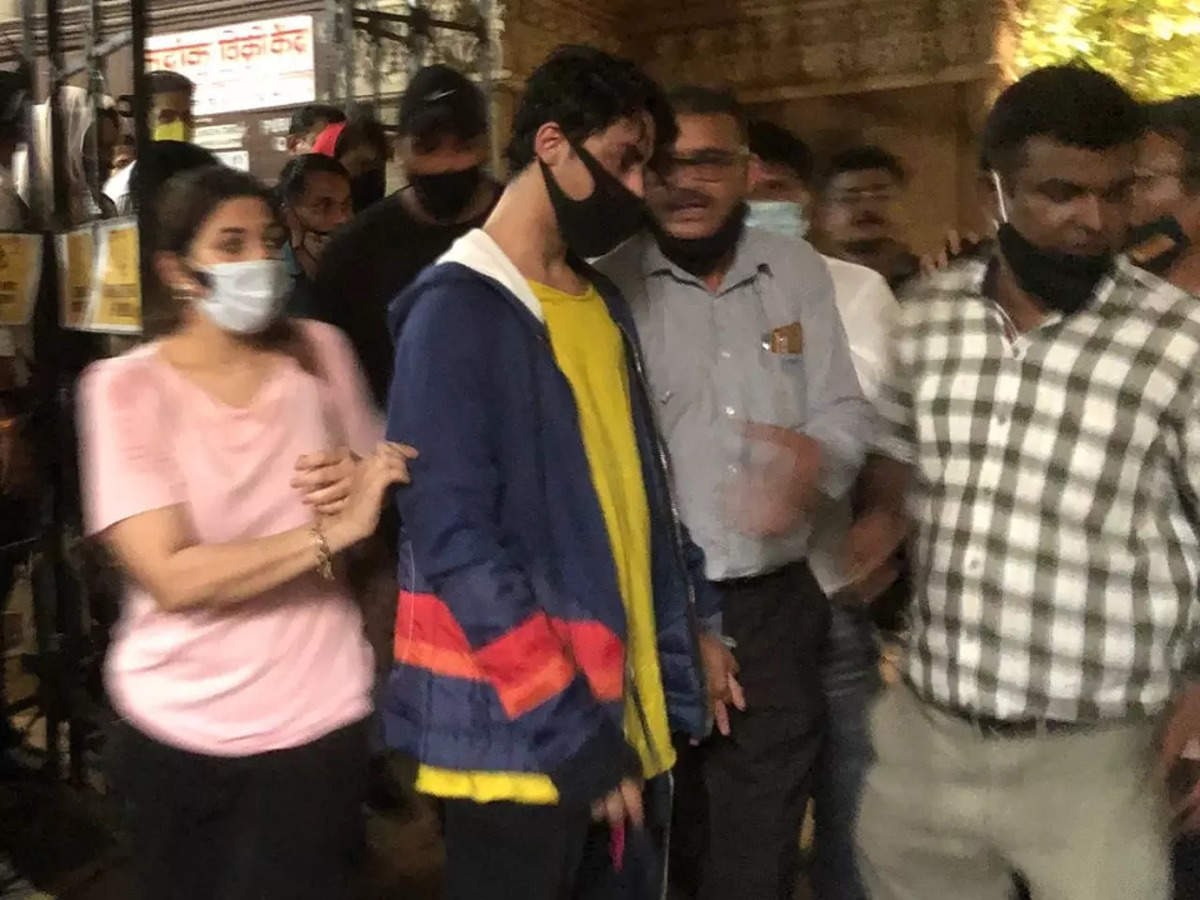 sharrukh khan aryan arrest