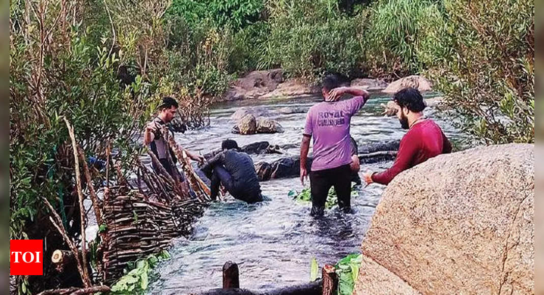 No boats, no nets: In Talpona, youth catch fish by leading them into a trap