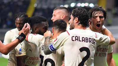 AC Milan hang on to beat Atalanta and close gap with Serie A leaders Napoli