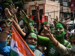 TMC workers celebrate Mamata Banerjee's victory in bypolls