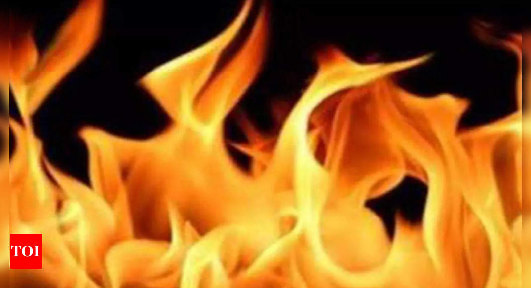 Fire rages on in Kolkata building for 9 hrs