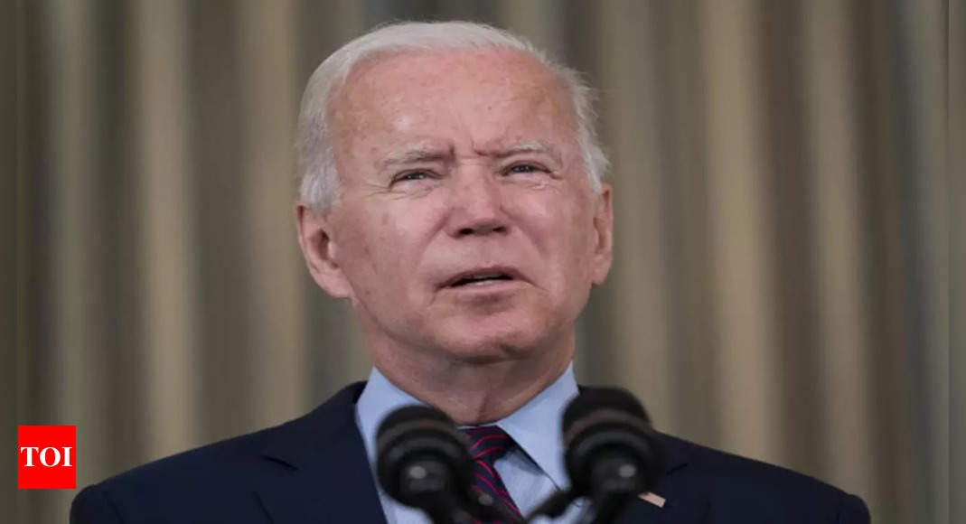 White House: Biden to hold meeting with progressives, discuss smaller bill