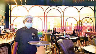 Restaurateurs in Kolkata fear footfall dip, pin hopes on order-ins