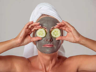 Chocolate based facial mask vs superfood facial mask