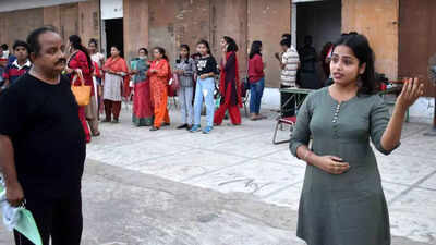 Mumbai actors having their roots in Prayagraj an important part of city Ramlila in UP's Prayagraj