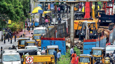 Metro work triggers traffic snarls in Chennai; Arcot Rd turns obstacle course