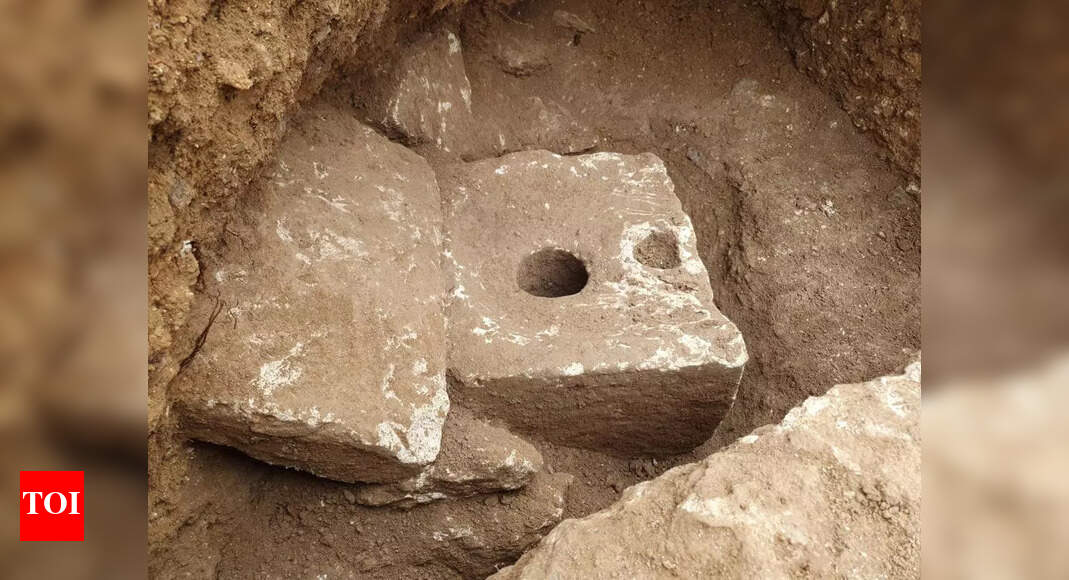 , 2,700-year-old toilet found in Jerusalem was a rare luxury, The World Live Breaking News Coverage & Updates IN ENGLISH
