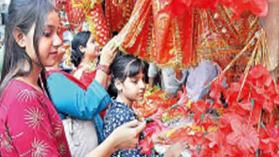 Patna district admn bans immersion of Durga idols in Ganga