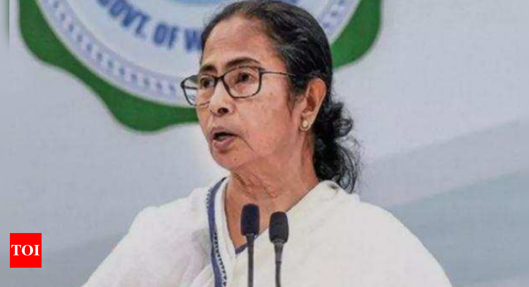 Mamata writes to PM to resolve ‘man-made flood’ situation