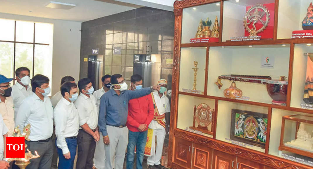 Tamil Nadu: Thanjavur artefacts with GI tag on display at