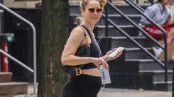 Check out actress Jennifer Lawrence's new maternity look!