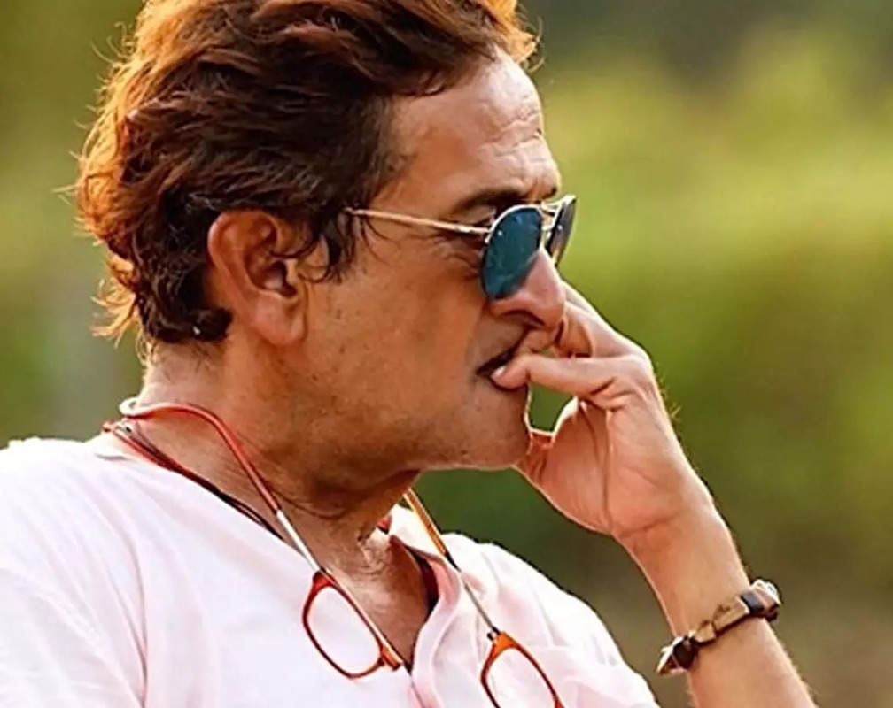 
Mahesh Manjrekar confirms the theatrical release of 'De Dhakka 2'
