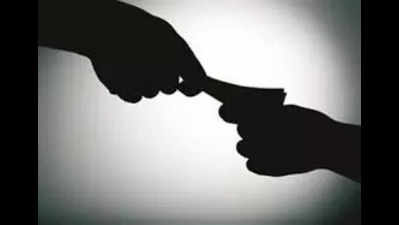 Visakhapatnam: Revenue officer caught red-handed while accepting bribe