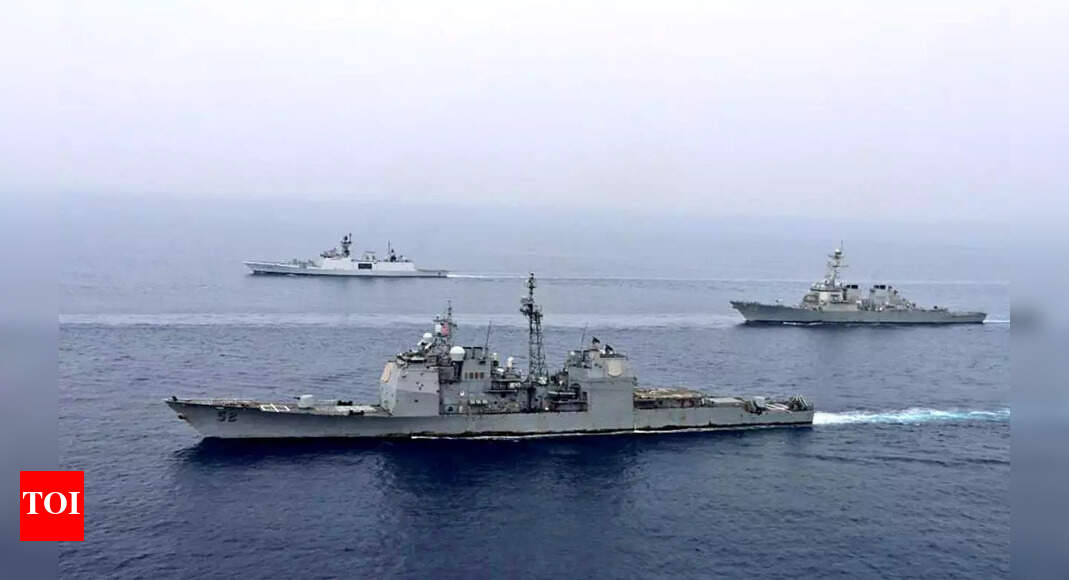 , State TV says Iranian speedboats intercepted US Navy vessel, The World Live Breaking News Coverage & Updates IN ENGLISH