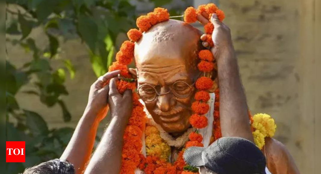 Bronze bust of Mahatma Gandhi to be unveiled in Mississippi
